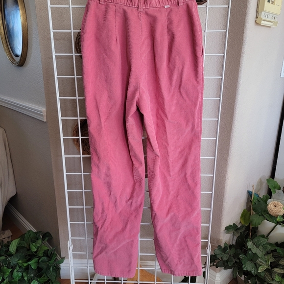 Vintage Pink High-waisted Corduroy Levi's sz 14 - Picture 4 of 6